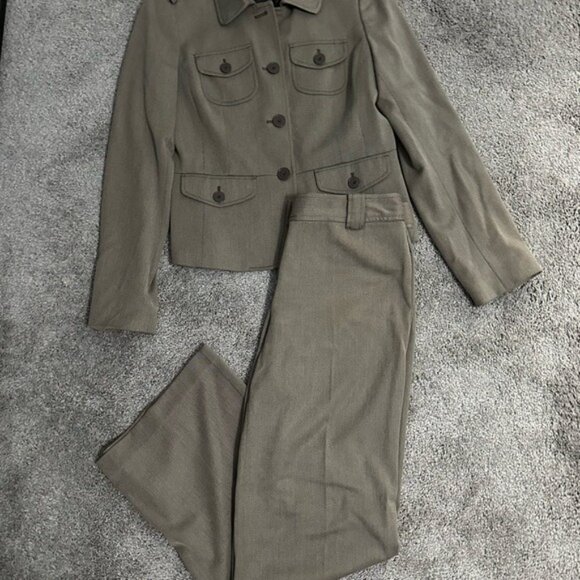 Ann Taylor LOFT Safari Suit Set Taupe Utility Chic Size 6 Workwear - Picture 3 of 16
